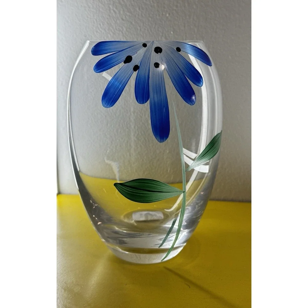 Mikasa Studio Nova  Hand-painted Cornflower Splendor Classic 7 in. Vase, Czech